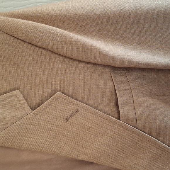 Men's Tan Sport Coat - Picture 3 of 8